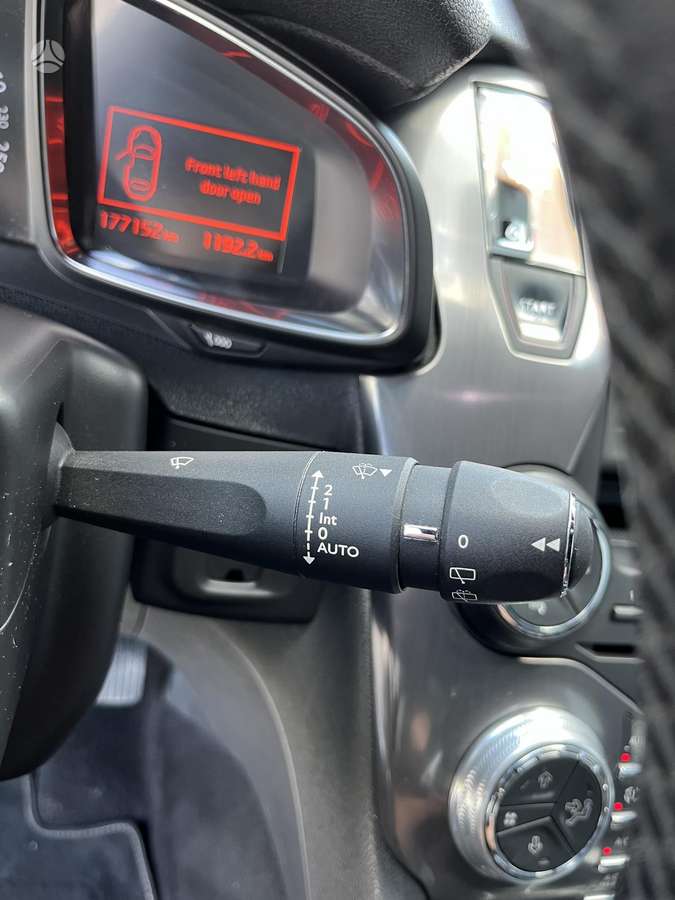 Citroen DS5, 1.6 l., hatchback