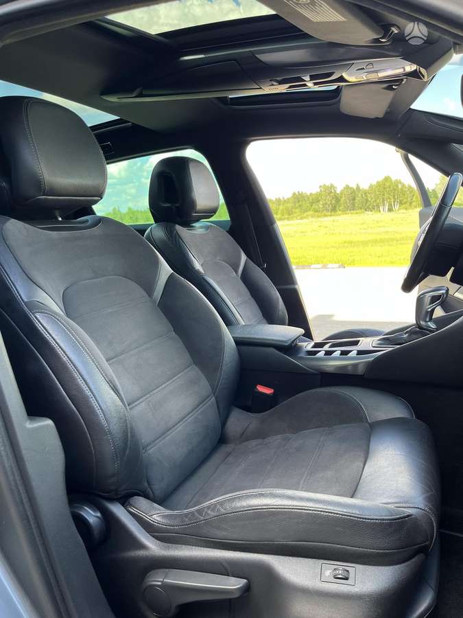 Citroen DS5, 1.6 l., hatchback