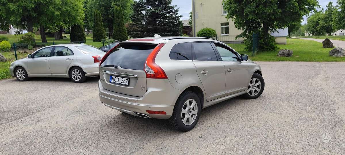 Volvo XC60 - 4