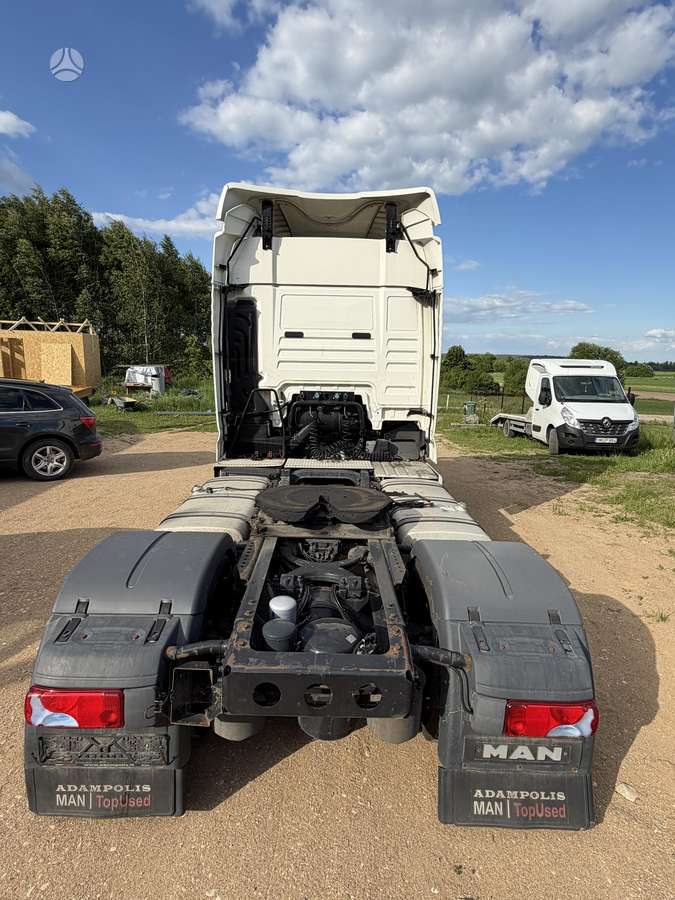 MAN TGX440, double sleeper