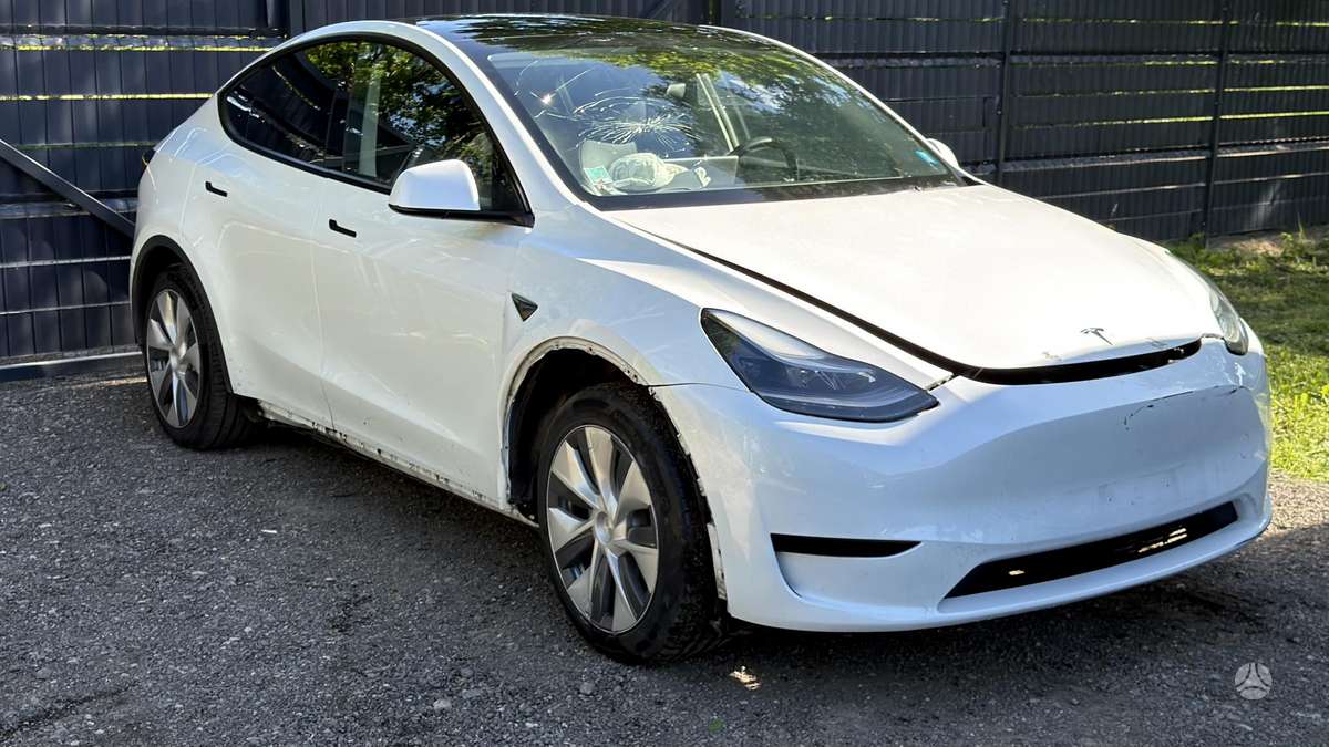 Tesla Model Y, 60 кВт·ч, Хэтчбек