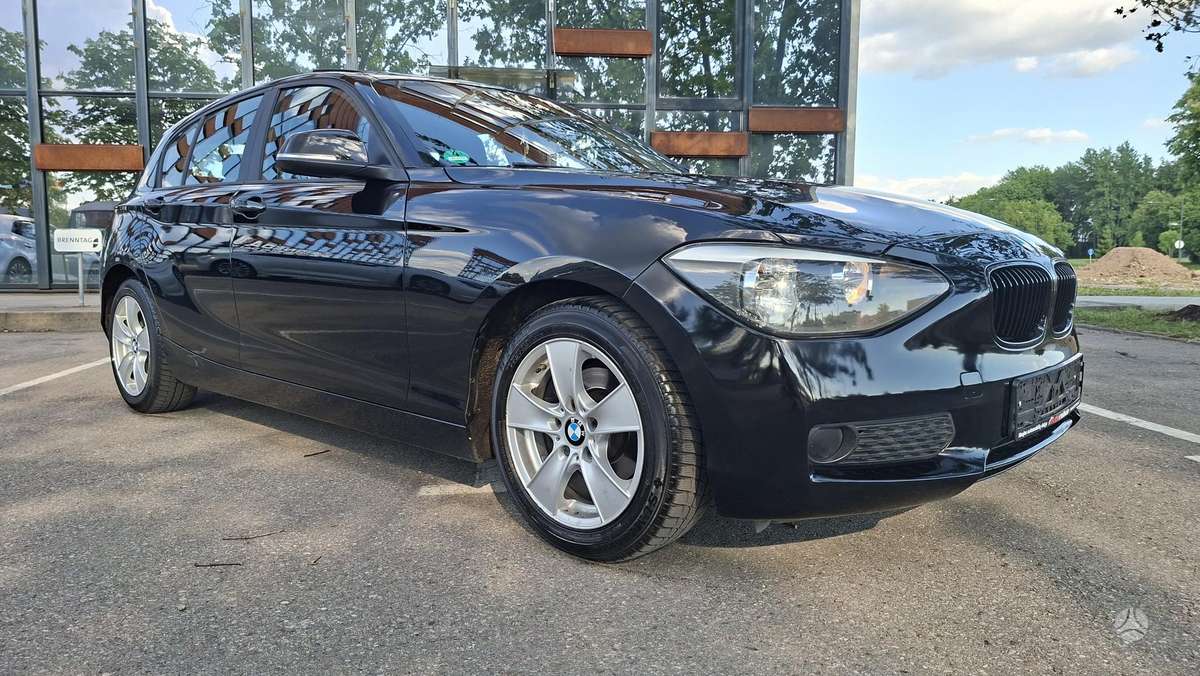BMW 116, 2.0 l., hečbekas