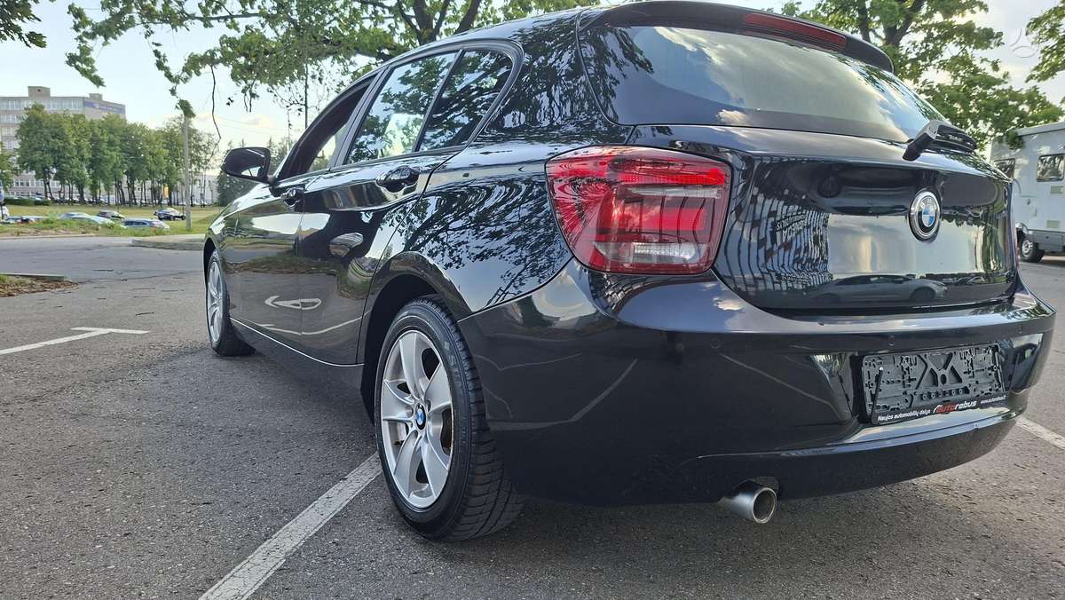 BMW 116, 2.0 l., hečbekas