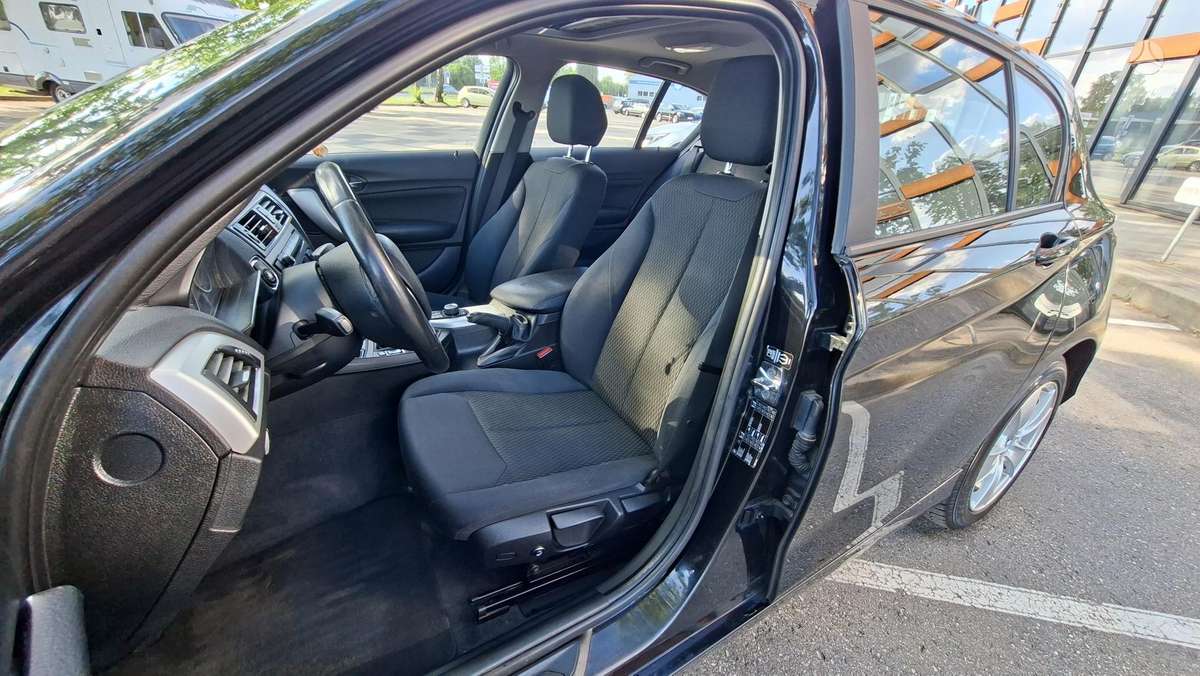 BMW 116, 2.0 l., hečbekas