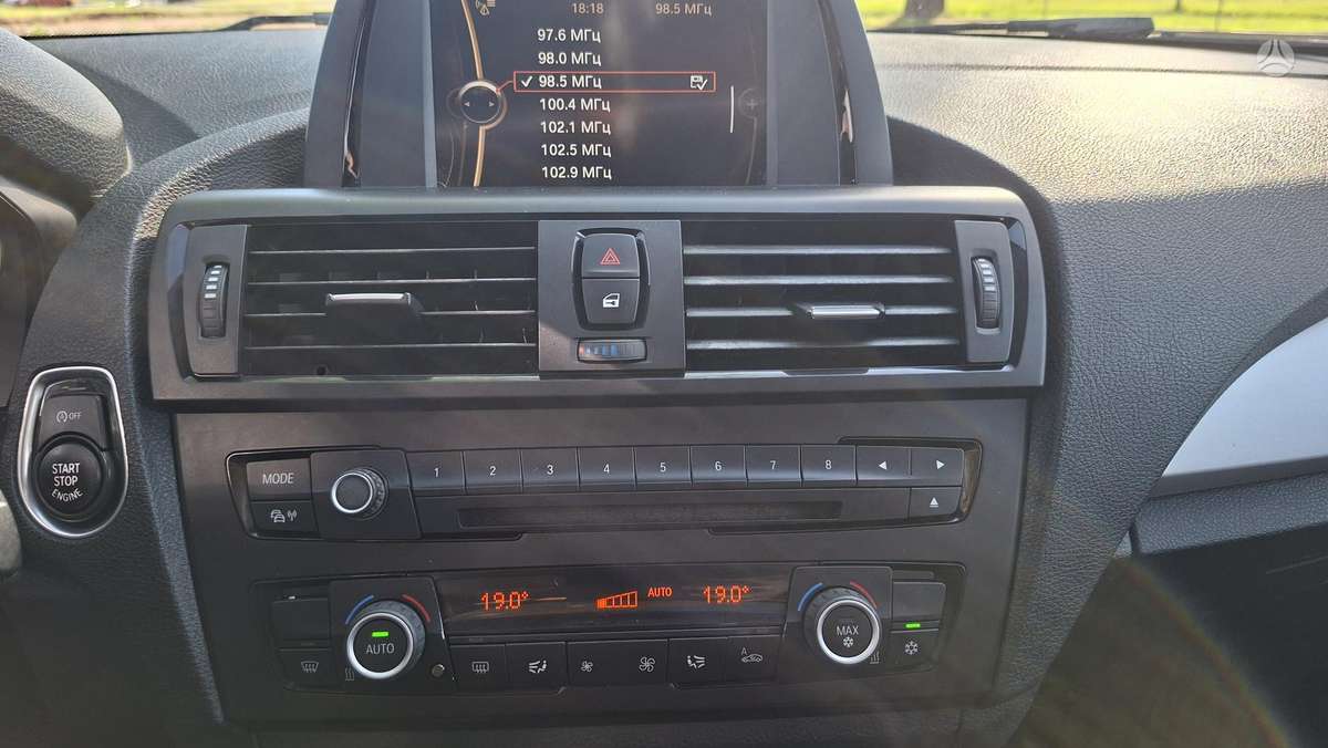 BMW 116, 2.0 l., hečbekas