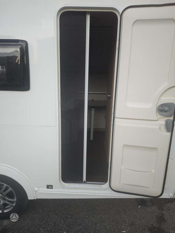 Elddis Xplore 304, кемперы