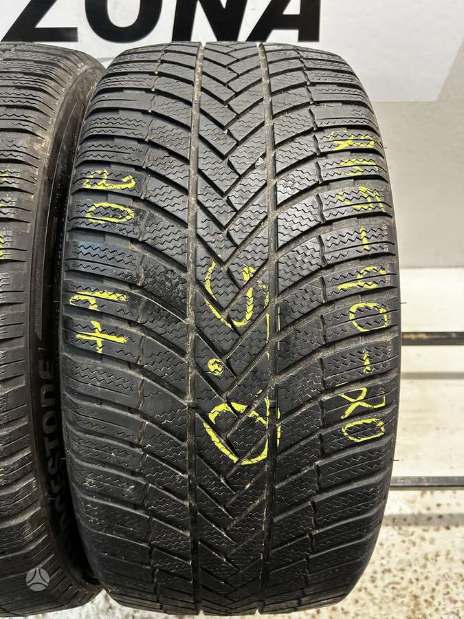 Bridgestone LM005, зимние 265/40 R20