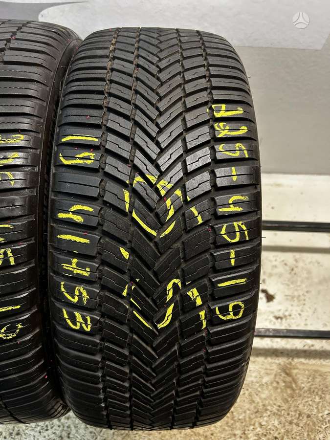 Bridgestone WeatherControl A005, всесезонные 225/45 R19