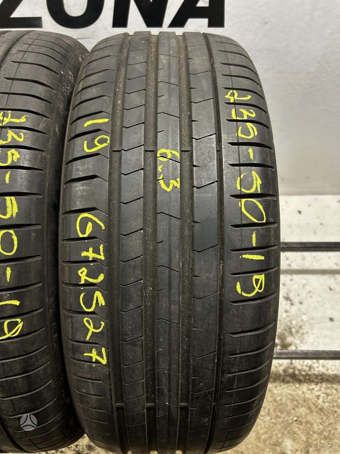 Pirelli P Zero PZ4, summer 235/50 R19