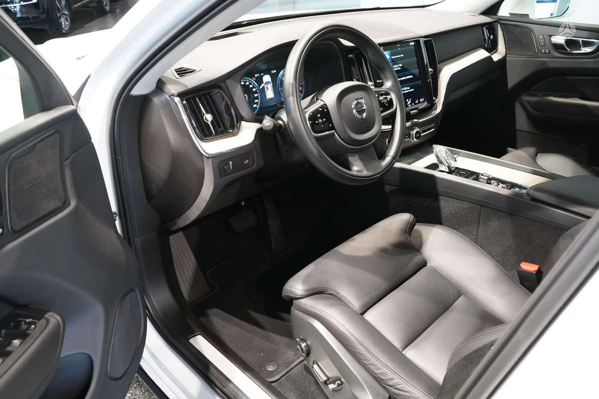 Volvo XC60 - 8