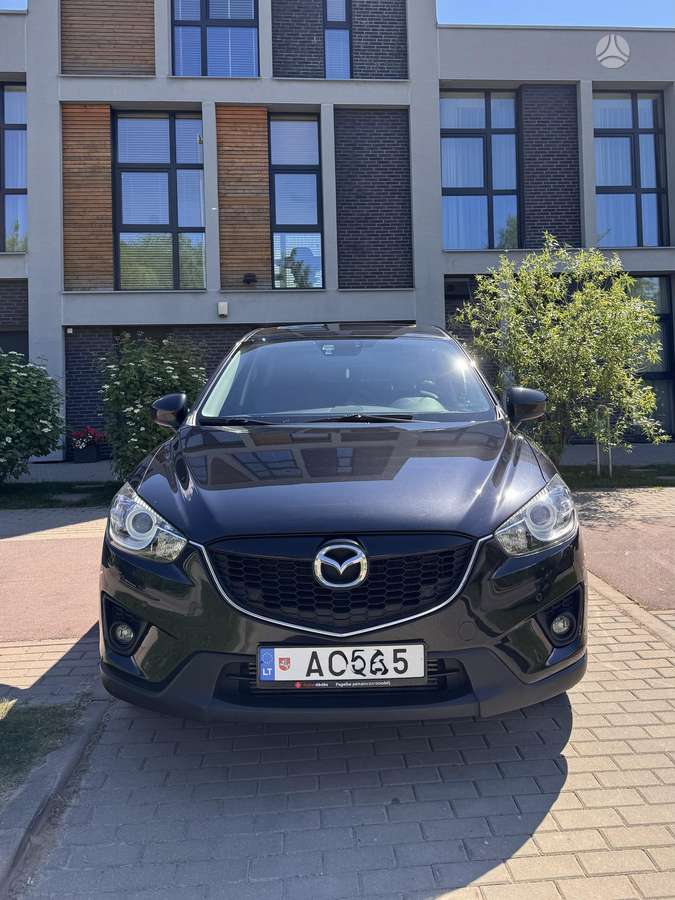 Mazda CX-5, 2.2 l., off-road / crossover