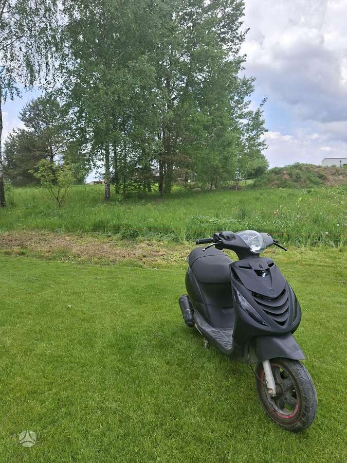 Piaggio Zip 50cc, scooters / mopeds