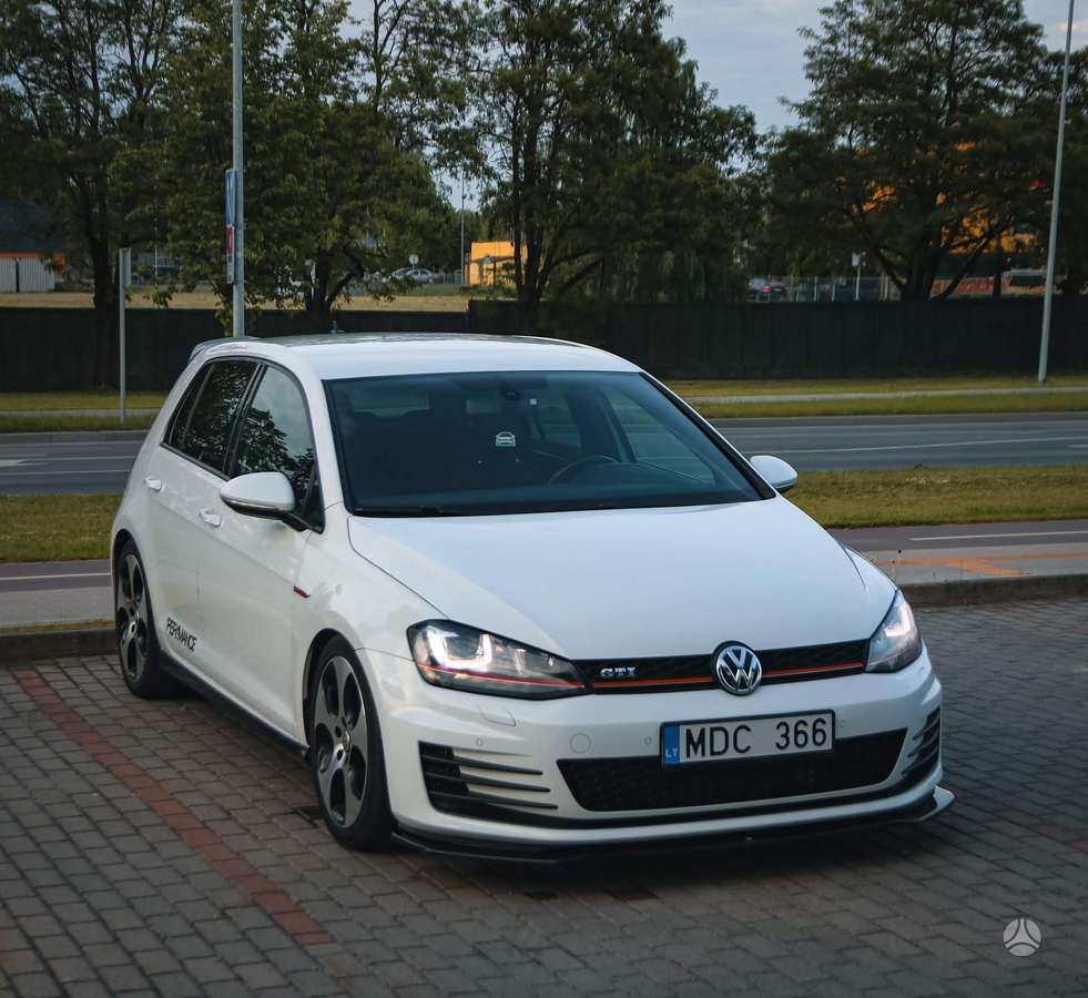 Volkswagen Golf, 2.0 l., Хэтчбек