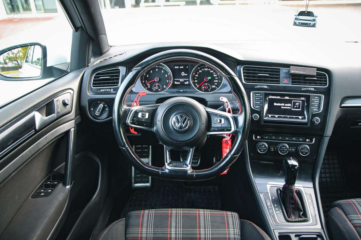 Volkswagen Golf, 2.0 l., hatchback