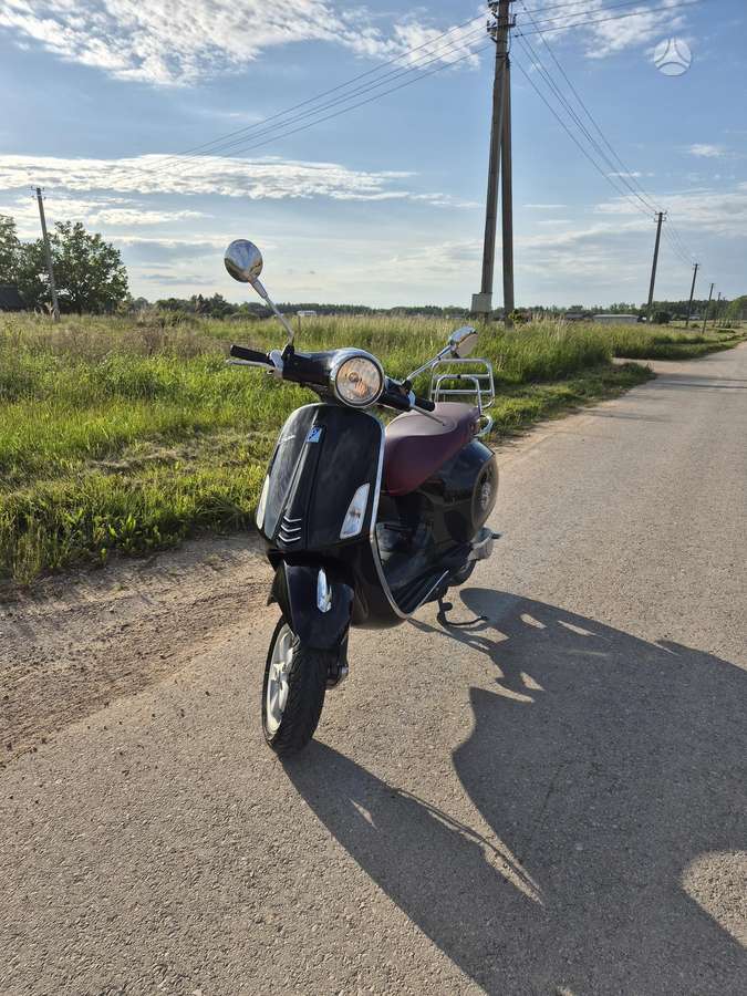 Piaggio Vespa 59cc, scooters / mopeds