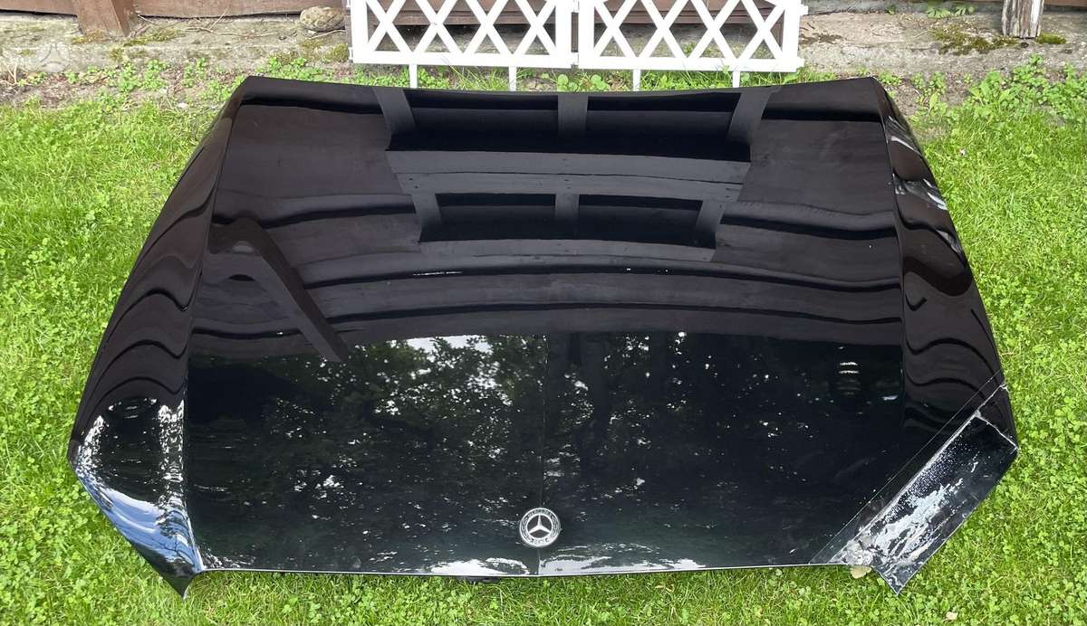 Mercedes-Benz E klasė hood (front, rear)