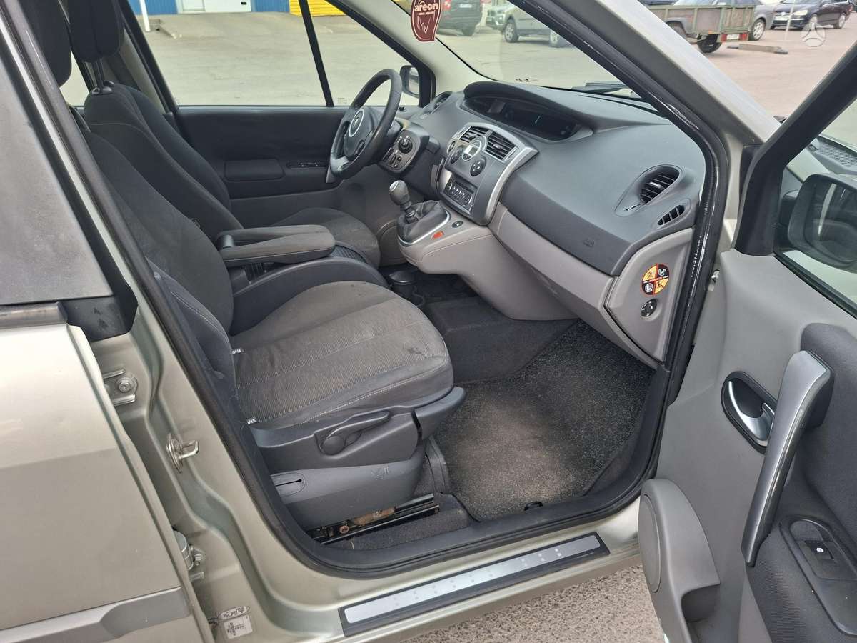 Renault Scenic, 1.5 l., Минивэн