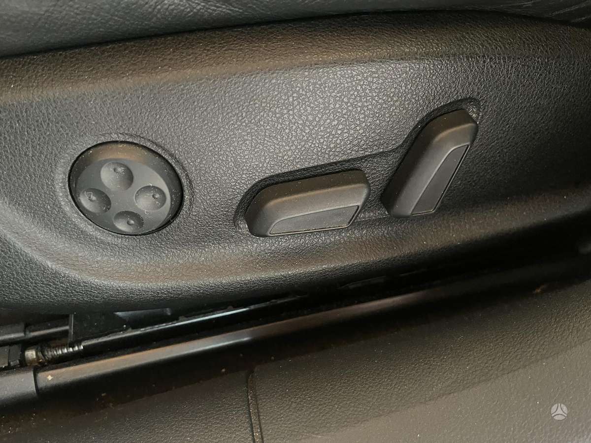 Audi A6, 3.0 l., saloon / sedan