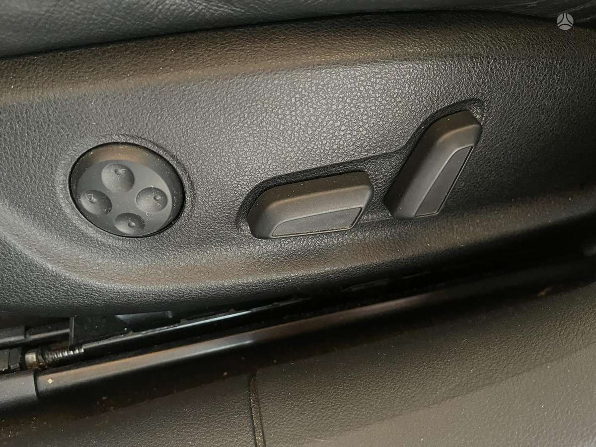 Audi A6, 3.0 l., sedanas