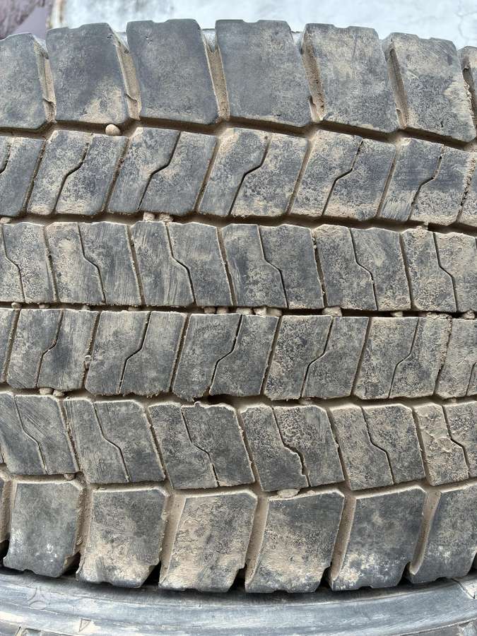 Bridgestone, universalios 315/45 R22,5
