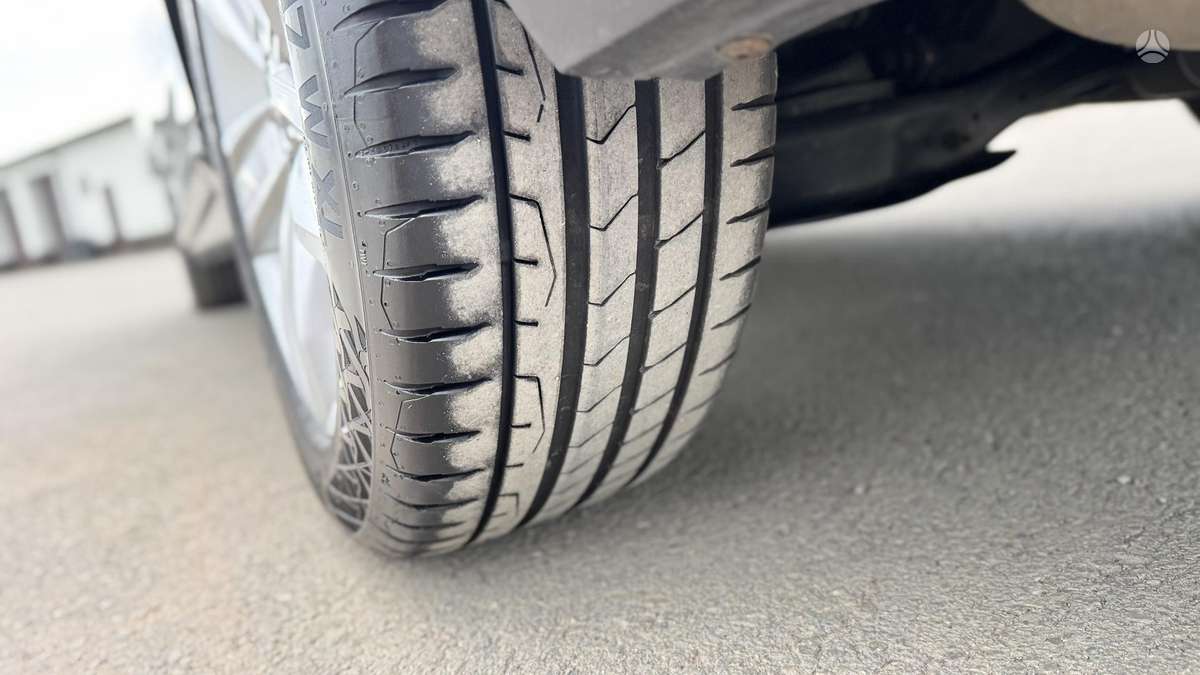 Volkswagen Passat, 2.0 l., Универсал
