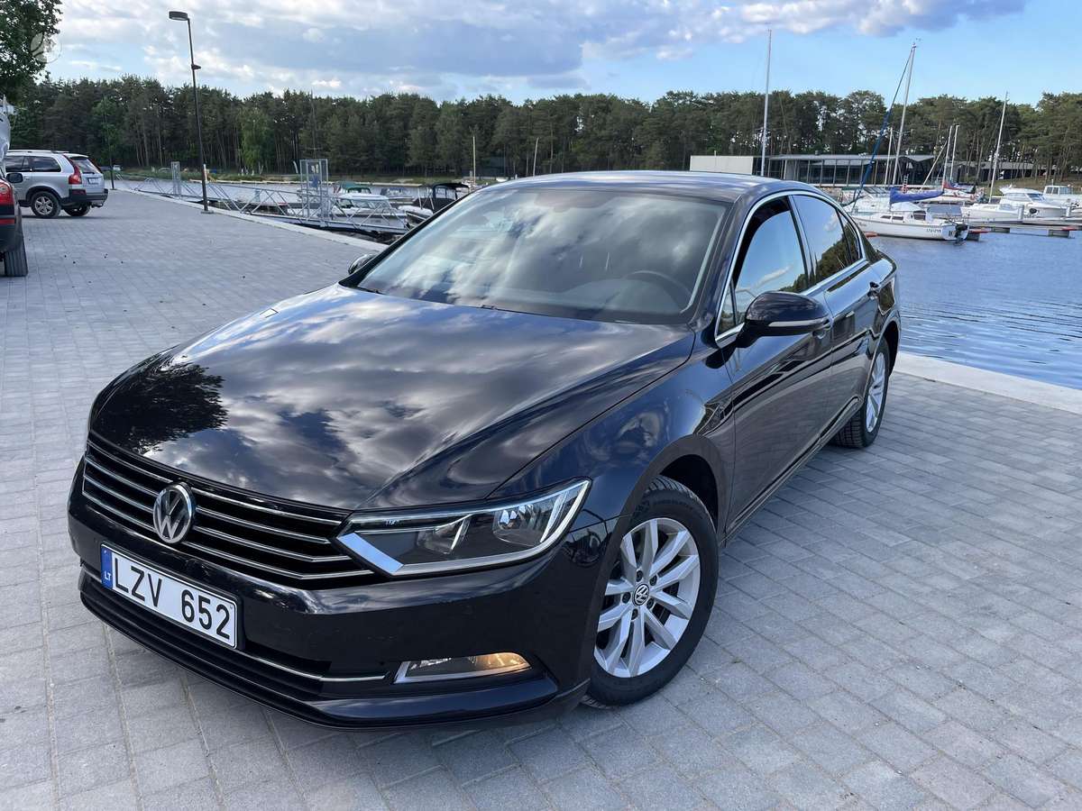 Volkswagen Passat - 2