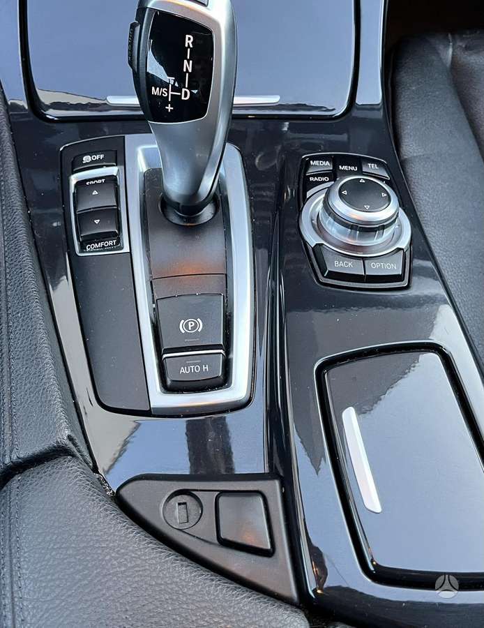 BMW 520, 2.0 l., Седан