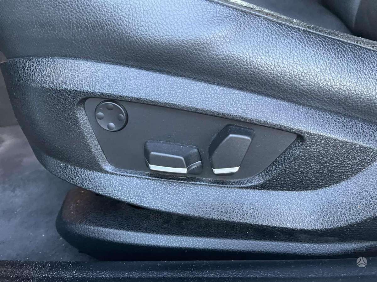 BMW 520, 2.0 l., Седан