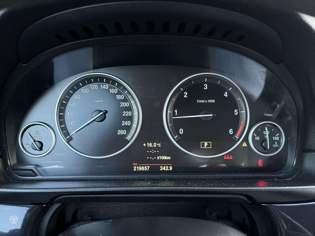 BMW 520, 2.0 l., Седан