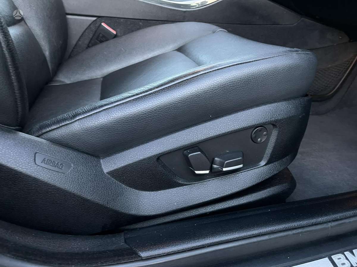 BMW 520, 2.0 l., Седан