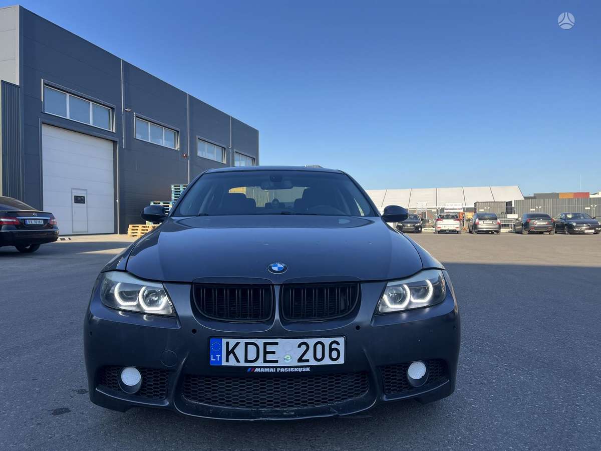 BMW 320, 2.0 l., Седан
