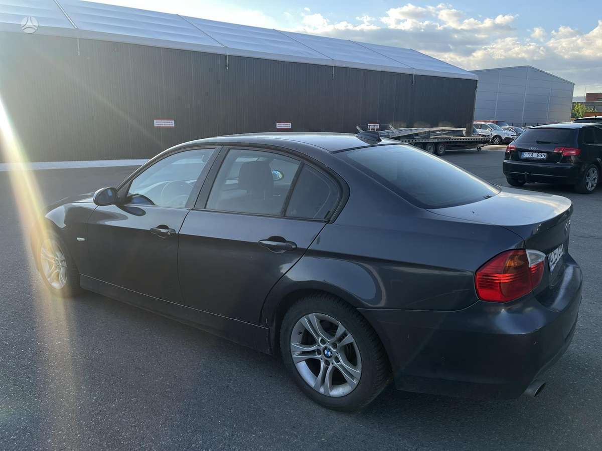 BMW 320, 2.0 l., Седан