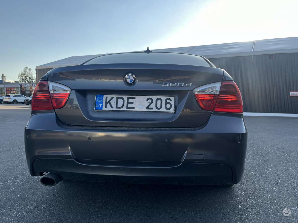 BMW 320, 2.0 l., Седан