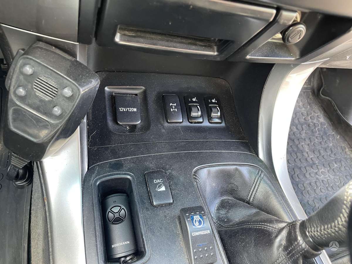 Toyota Land Cruiser, 3.0 l., visureigis / krosoveris