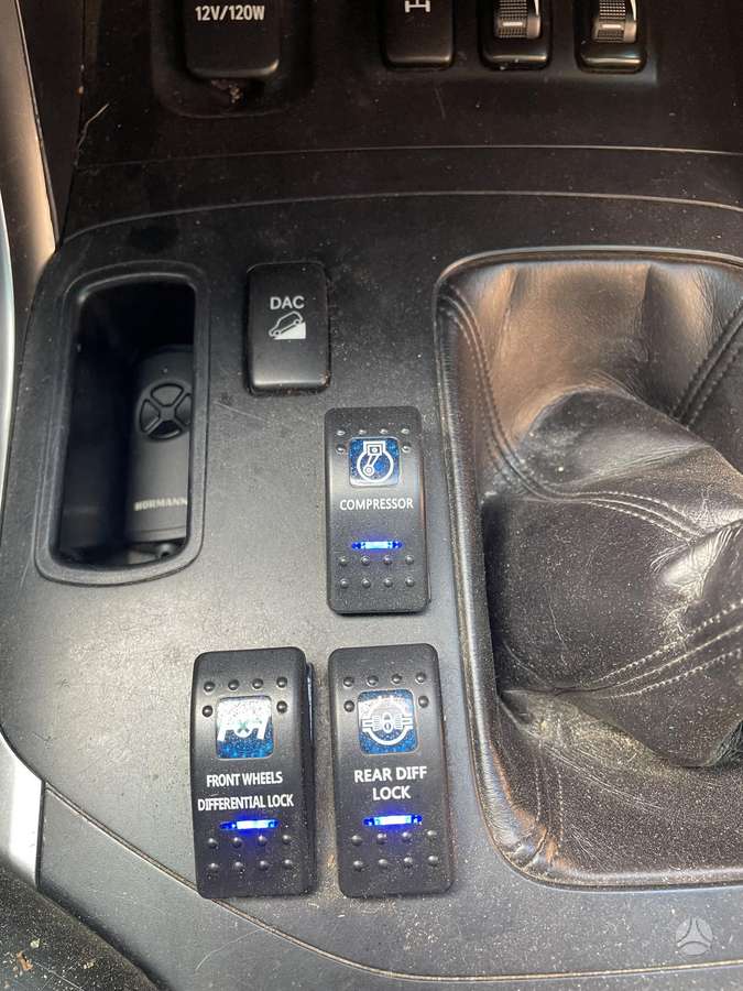Toyota Land Cruiser, 3.0 l., visureigis / krosoveris