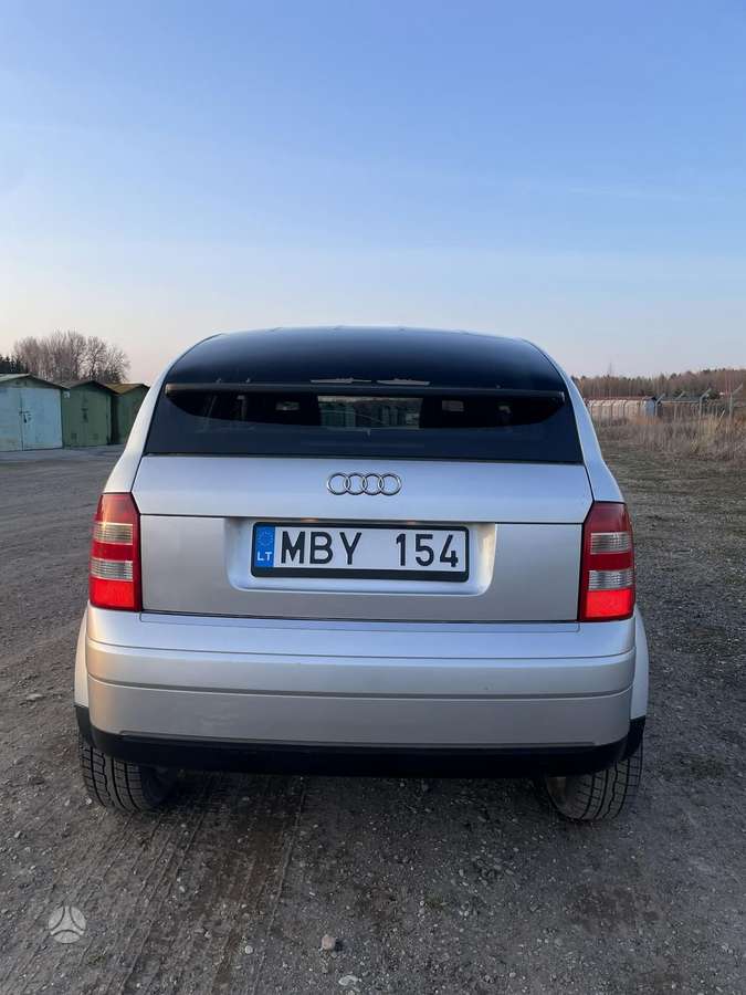 Audi A2, 1.4 l., Седан