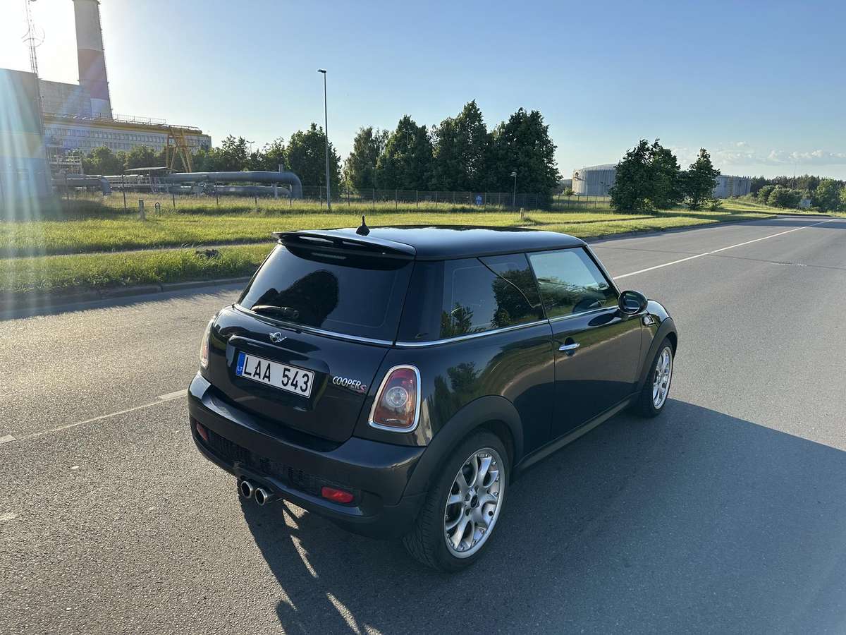 Mini Cooper S, 1.6 l., hatchback