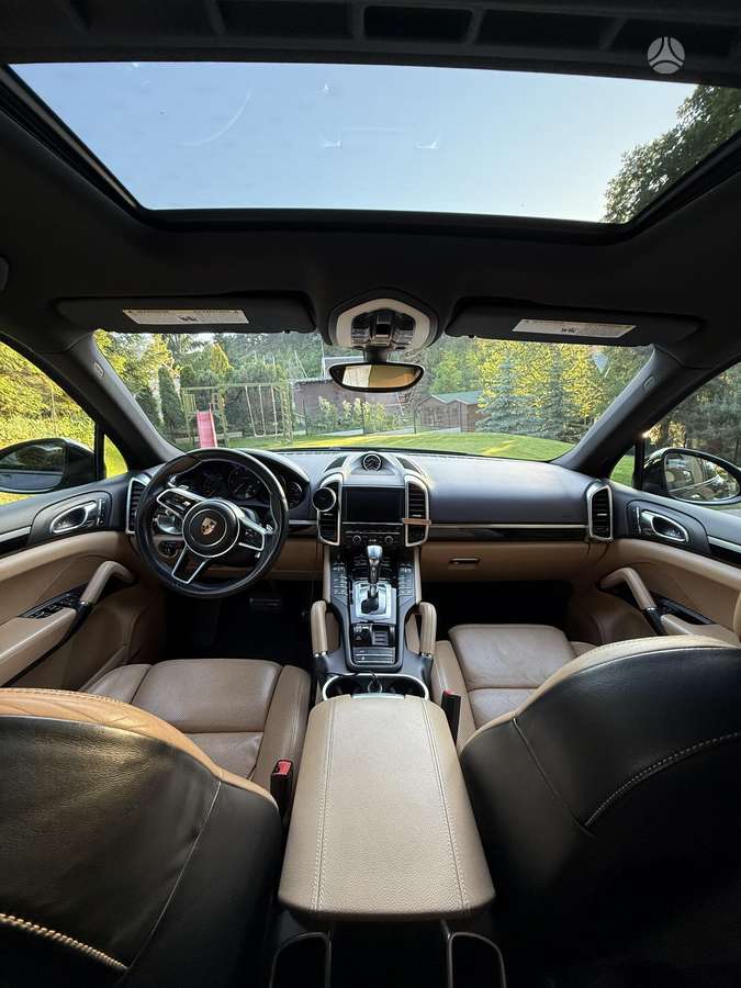 Porsche Cayenne, 3.0 l., Внедорожник / Кроссовер