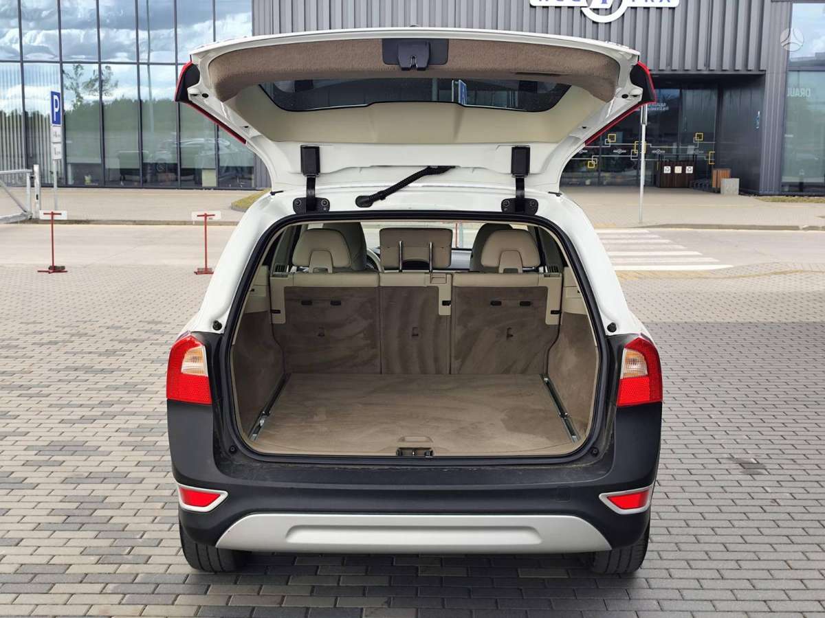 Volvo XC70, 3.2 l., Универсал