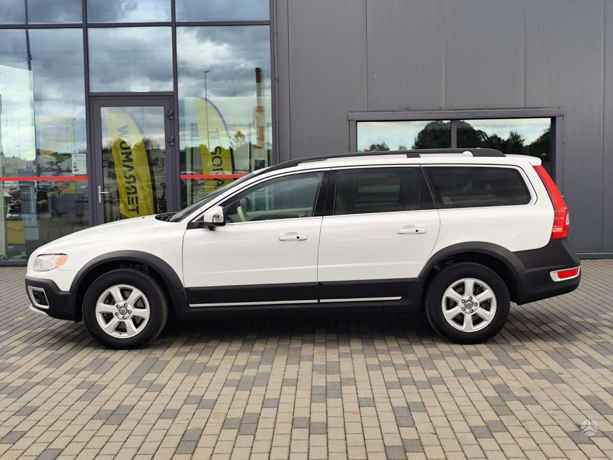 Volvo XC70, 3.2 l., Универсал