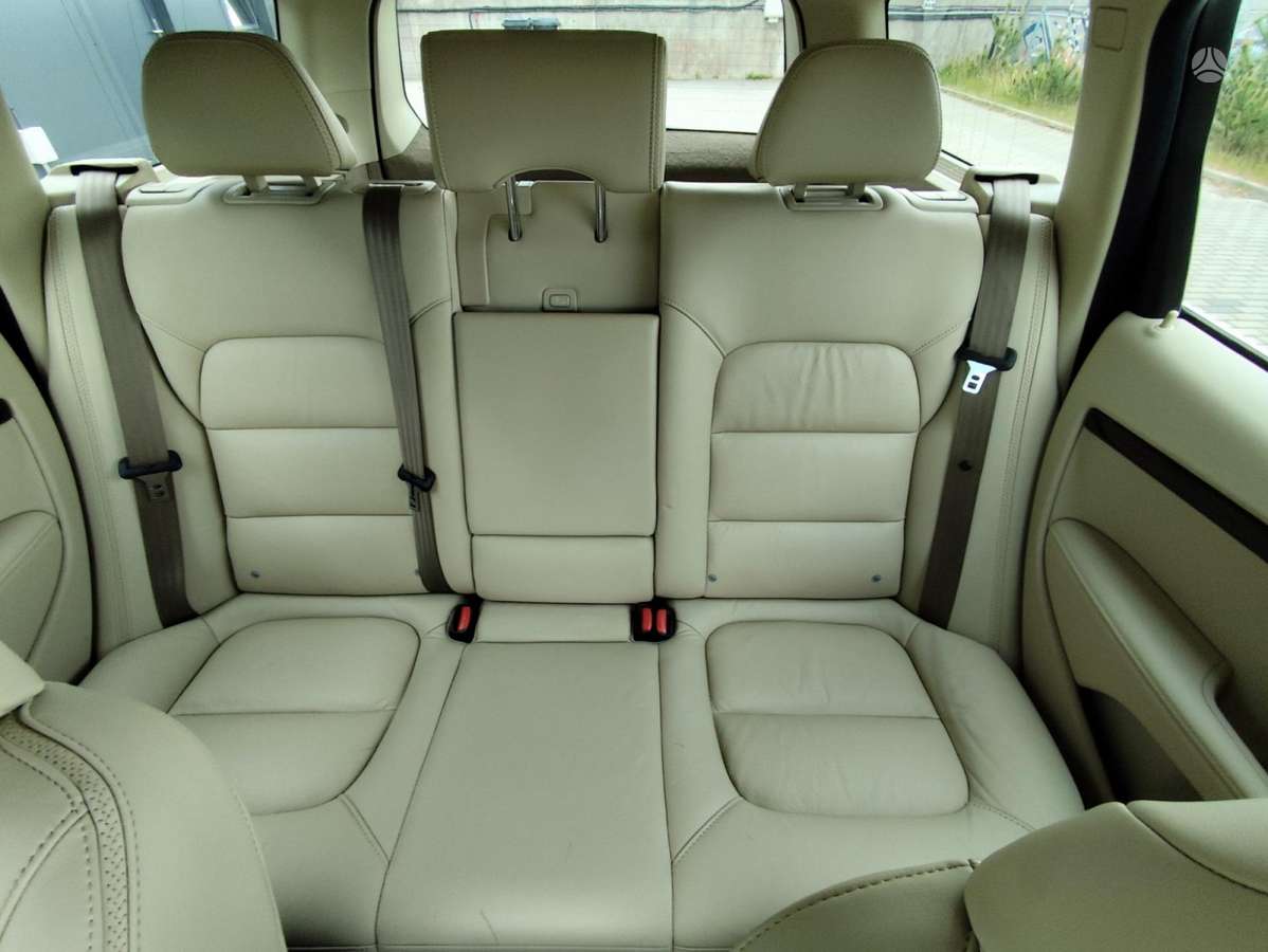 Volvo XC70, 3.2 l., Универсал
