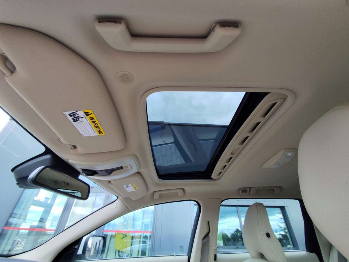 Volvo XC70, 3.2 l., Универсал