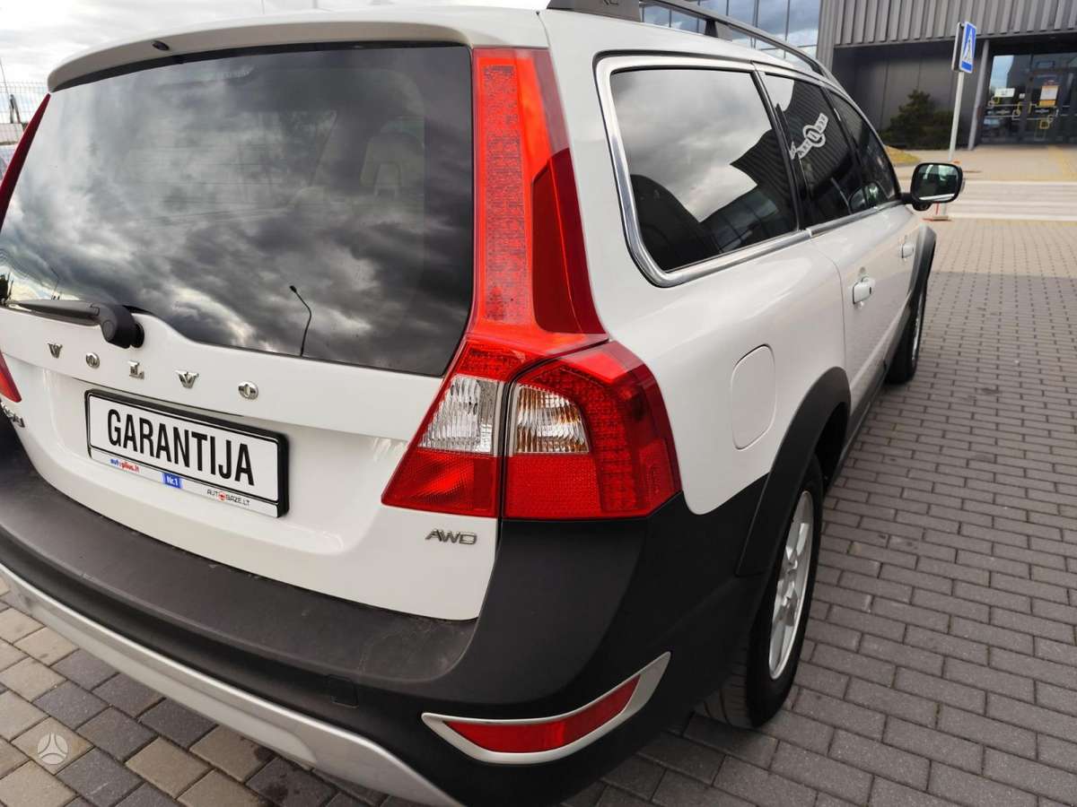 Volvo XC70, 3.2 l., Универсал