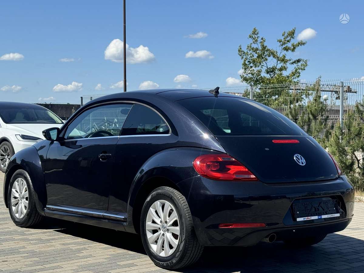 Volkswagen Beetle, 1.6 l., hatchback