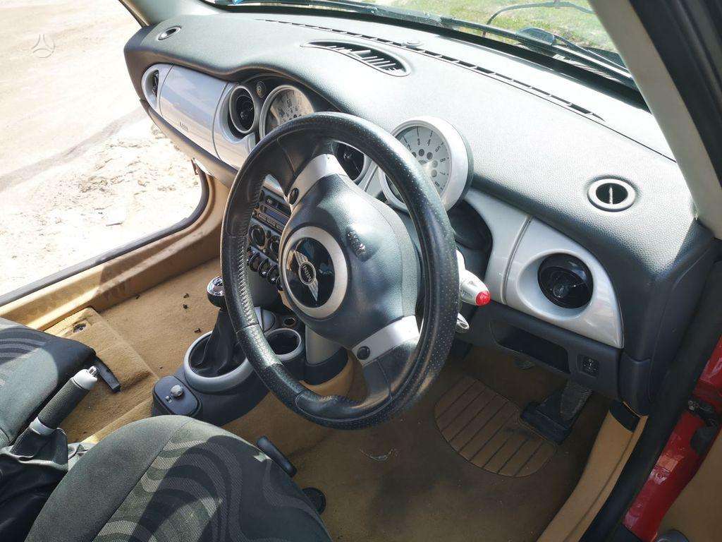 Mini Cooper Parduodame mini cooper 2003 1 6b mex dalimis didelis pasiri