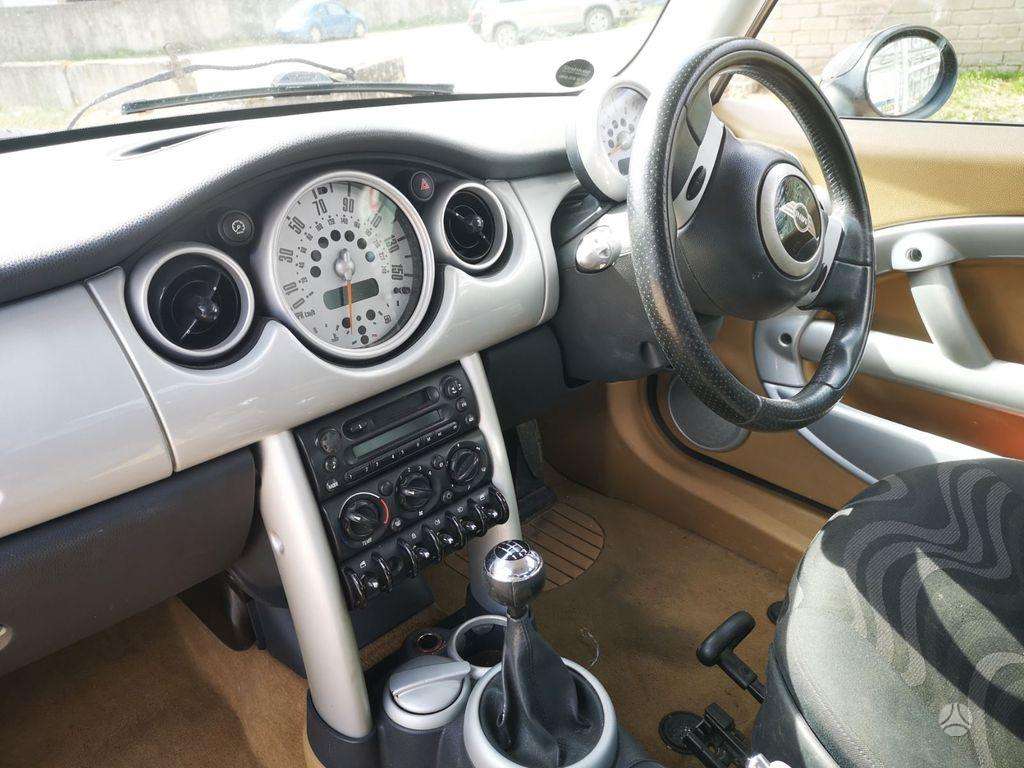 Mini Cooper Parduodame mini cooper 2003 1 6b mex dalimis didelis pasiri