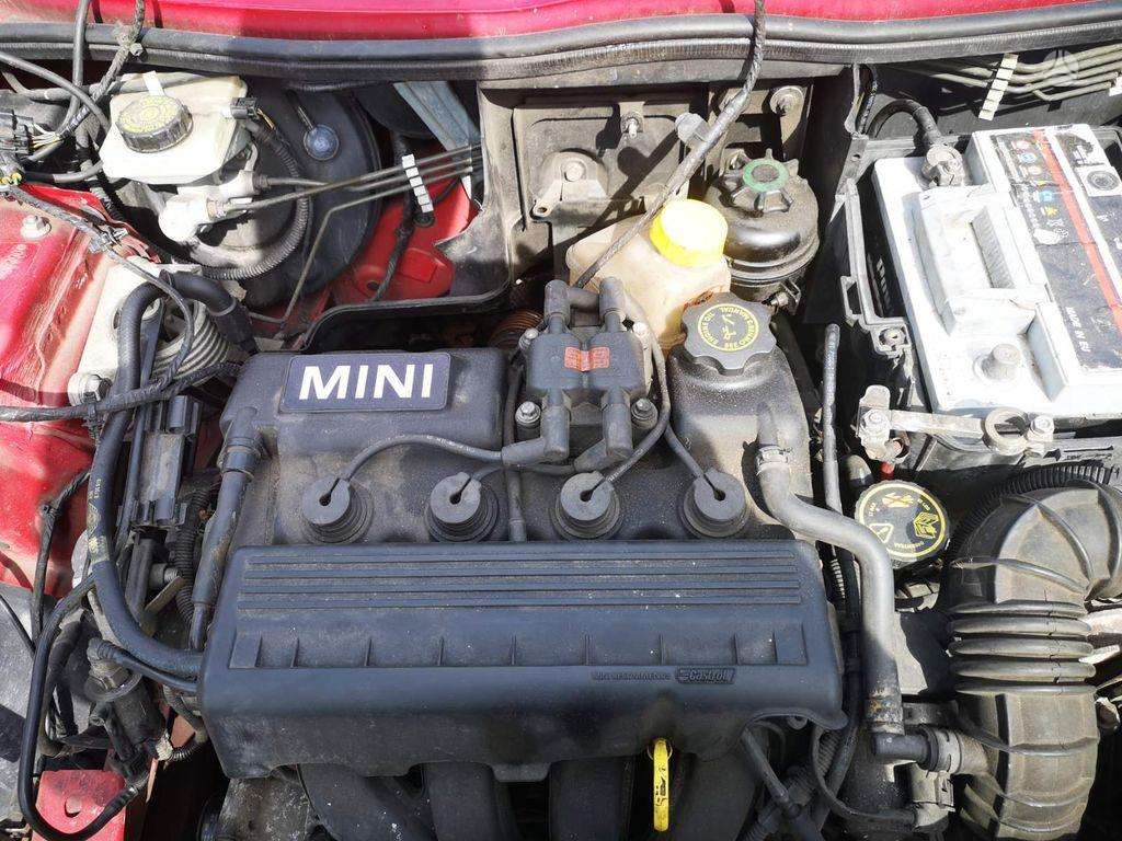Mini Cooper Parduodame mini cooper 2003 1 6b mex dalimis didelis pasiri
