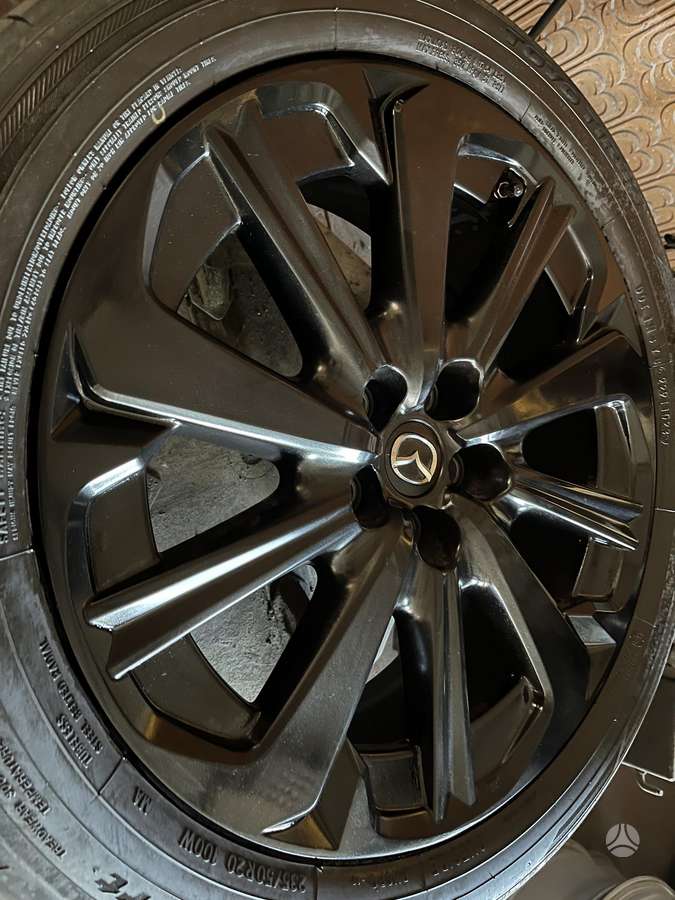 Mazda, vieglmetāla, R20