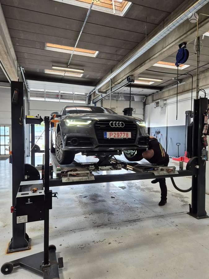 Audi A6, 3.0 l., Универсал
