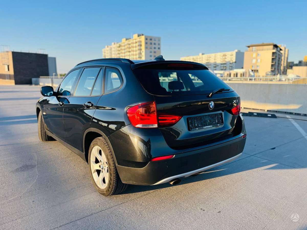 BMW X1, 2.0 l., Хэтчбек
